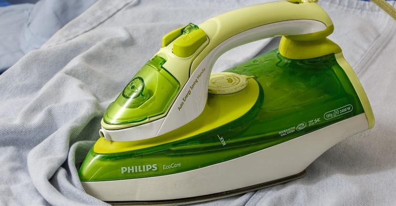Small Appliances - Green White Philips Iron
