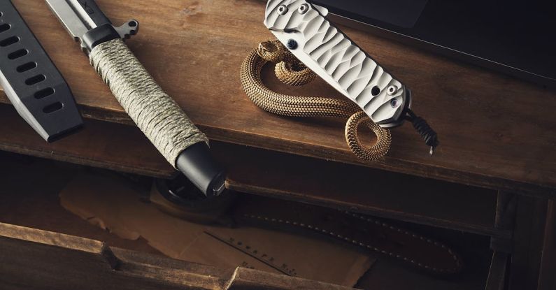 Junk Drawer - Rattlesnake Pen Holder