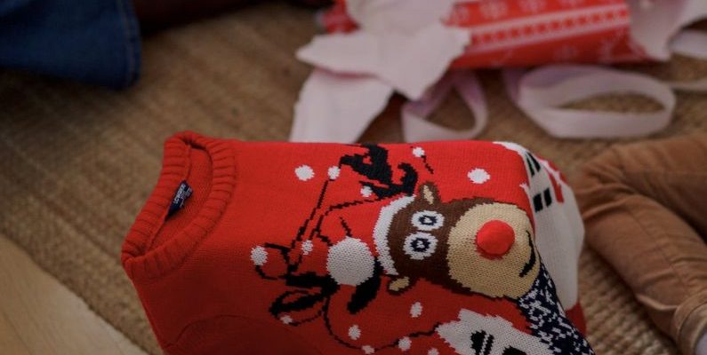 Seasonal Clothing - Newly Unbox Red Reindeer Sweater